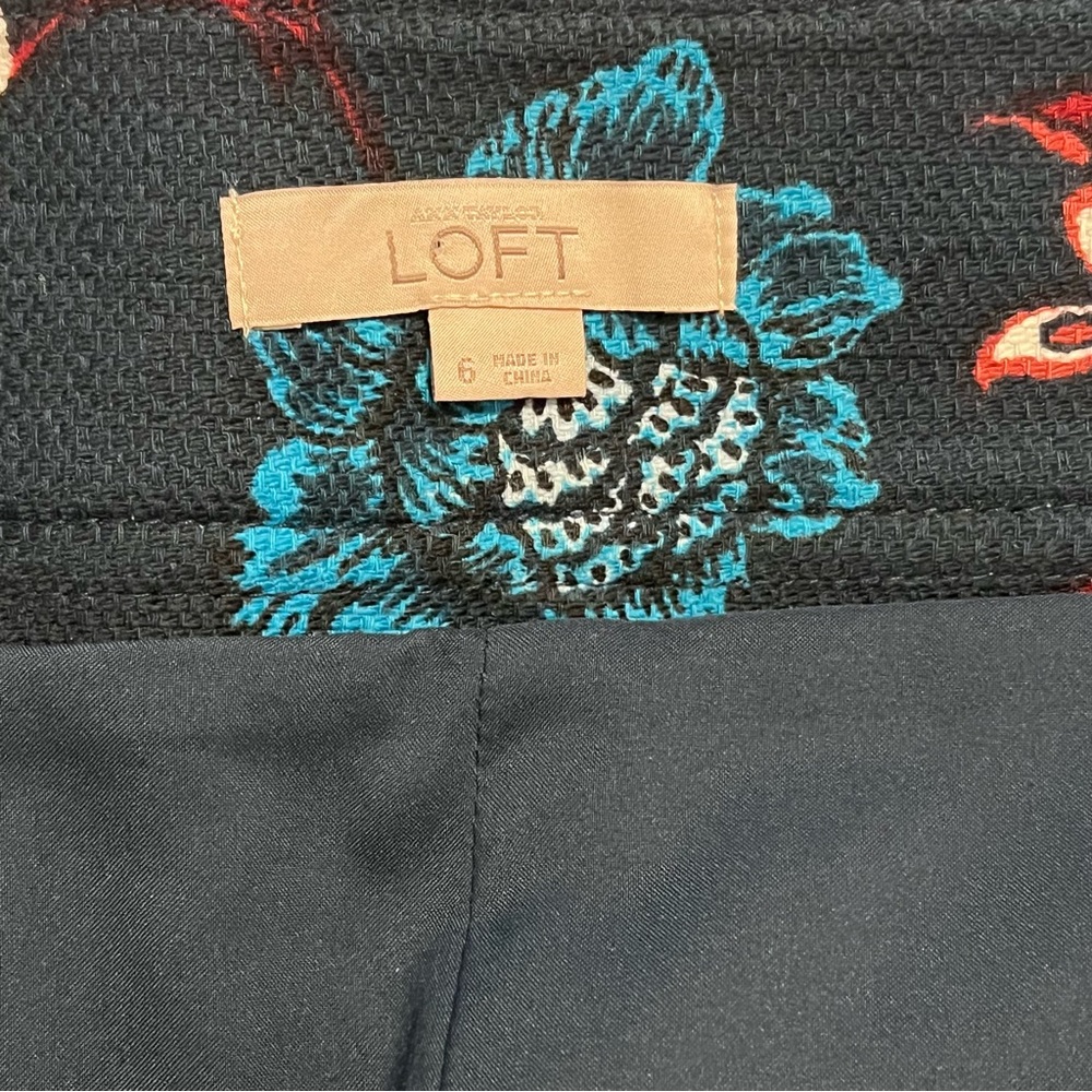 Loft Floral Pencil Skirt - Picture 10 of 15
